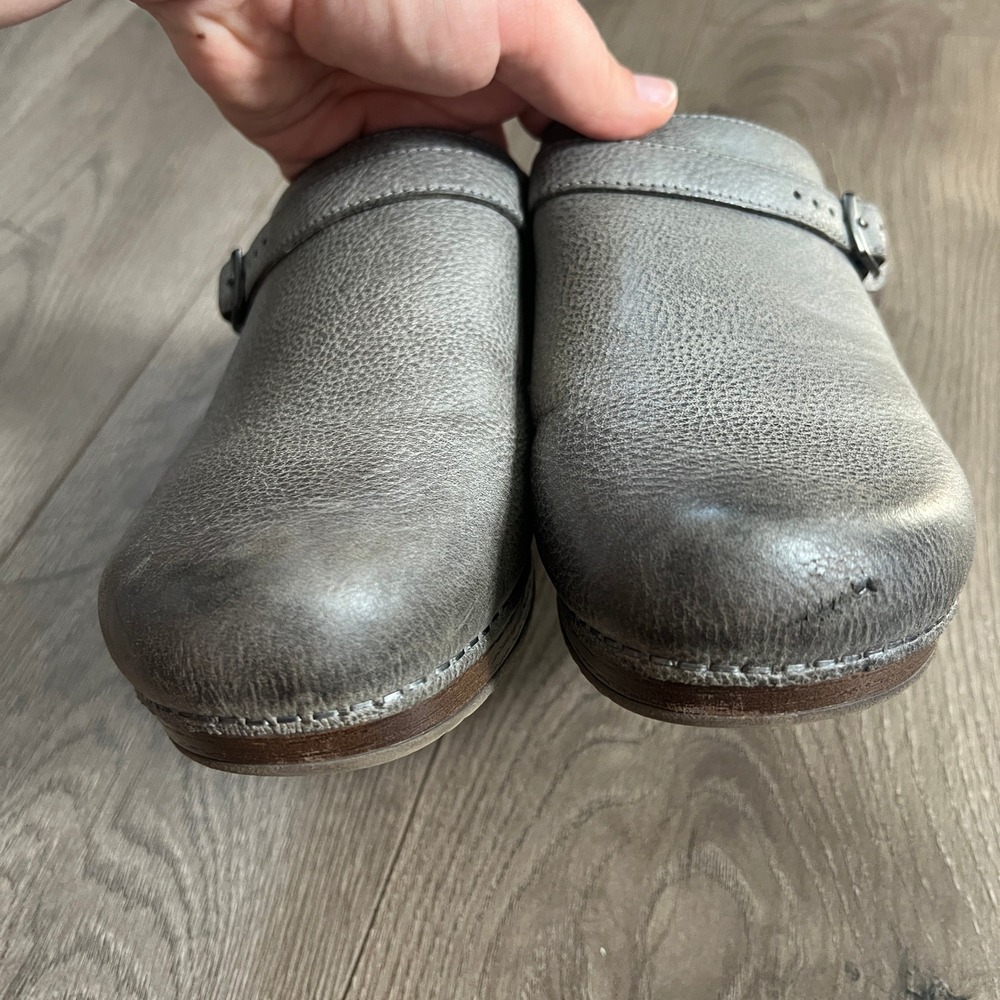 Dansko Berry Clog Gray Silver Slip On Mule Leather Womens EUR 39 US 8.5-9 - Picture 8 of 10